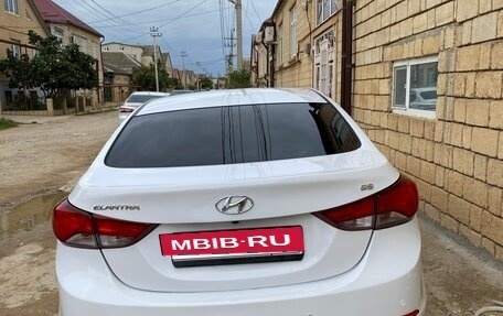 Hyundai Elantra V, 2013 год, 950 000 рублей, 4 фотография
