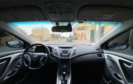 Hyundai Elantra V, 2013 год, 950 000 рублей, 9 фотография