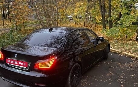 BMW 5 серия, 2007 год, 990 000 рублей, 6 фотография