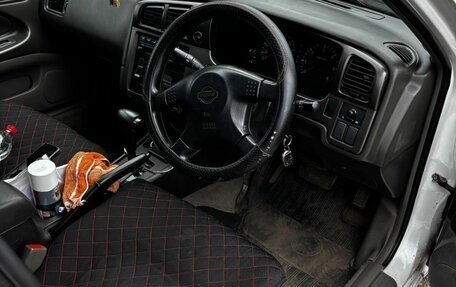 Nissan Avenir II, 1996 год, 310 000 рублей, 9 фотография