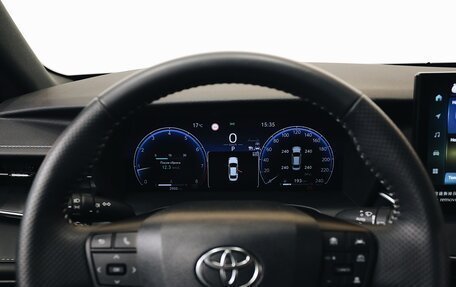 Toyota Camry, 2024 год, 4 250 000 рублей, 12 фотография