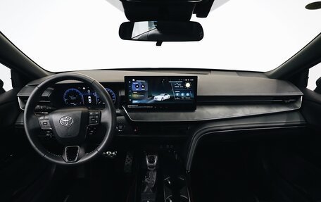 Toyota Camry, 2024 год, 4 250 000 рублей, 10 фотография