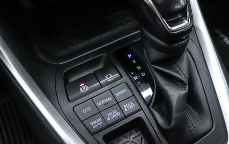 Toyota RAV4, 2021 год, 3 475 000 рублей, 19 фотография