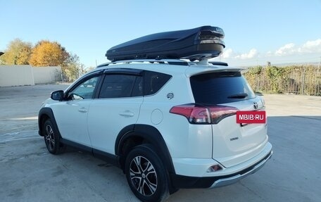 Toyota RAV4, 2018 год, 2 500 000 рублей, 2 фотография