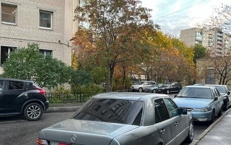 Mercedes-Benz W124, 1987 год, 155 000 рублей, 1 фотография