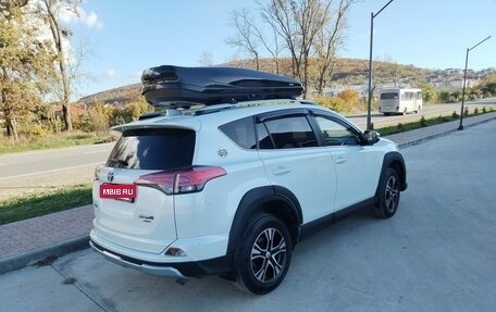 Toyota RAV4, 2018 год, 2 500 000 рублей, 5 фотография