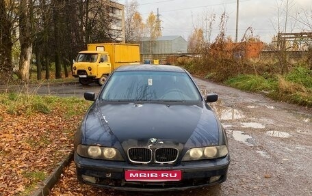 BMW 5 серия, 2000 год, 390 000 рублей, 1 фотография