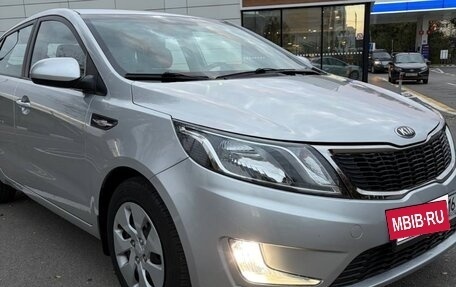 KIA Rio III рестайлинг, 2013 год, 1 200 000 рублей, 11 фотография