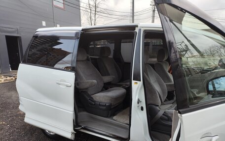 Toyota Estima III рестайлинг -2, 2001 год, 620 000 рублей, 21 фотография