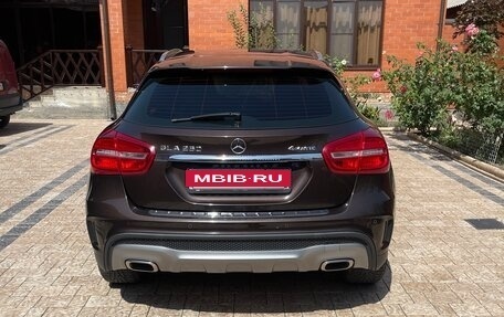 Mercedes-Benz GLA, 2015 год, 1 930 000 рублей, 2 фотография