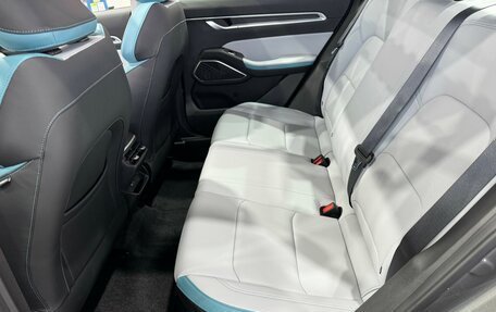 Geely Emgrand, 2025 год, 2 663 990 рублей, 21 фотография