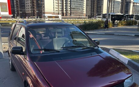 Mitsubishi Space Wagon III, 1992 год, 330 000 рублей, 1 фотография