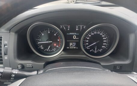 Toyota Land Cruiser 200, 2014 год, 3 500 000 рублей, 5 фотография