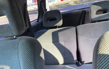 Mitsubishi Space Wagon III, 1992 год, 330 000 рублей, 15 фотография