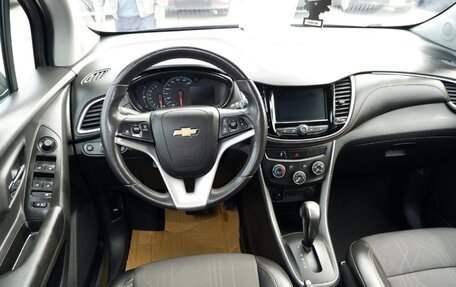 Chevrolet Trax, 2022 год, 1 400 000 рублей, 6 фотография