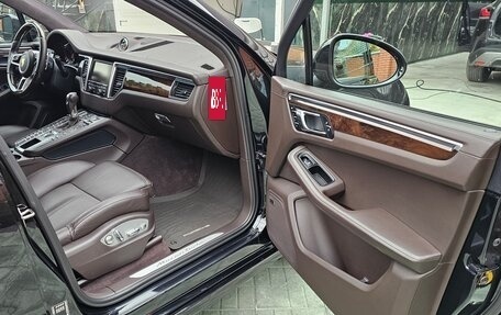 Porsche Macan I рестайлинг, 2015 год, 3 400 000 рублей, 14 фотография