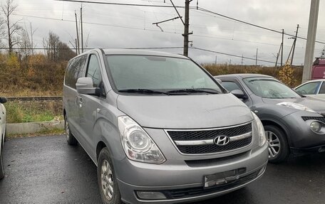 Hyundai Grand Starex Grand Starex I рестайлинг 2, 2014 год, 1 900 000 рублей, 2 фотография