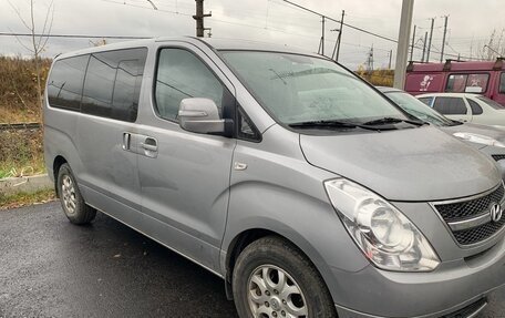 Hyundai Grand Starex Grand Starex I рестайлинг 2, 2014 год, 1 900 000 рублей, 3 фотография