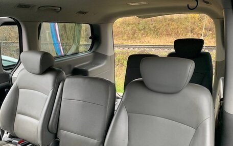 Hyundai Grand Starex Grand Starex I рестайлинг 2, 2014 год, 1 900 000 рублей, 6 фотография