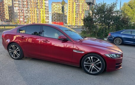 Jaguar XE I рестайлинг, 2017 год, 2 000 000 рублей, 2 фотография