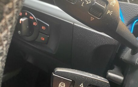 BMW 3 серия, 2005 год, 700 000 рублей, 12 фотография