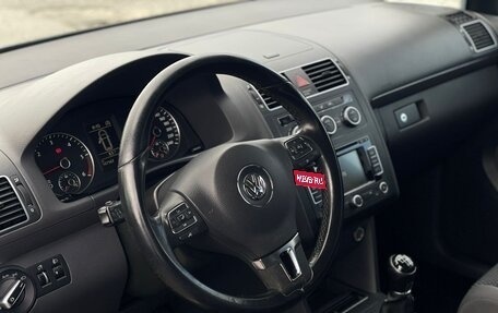 Volkswagen Touran III, 2015 год, 1 470 000 рублей, 6 фотография