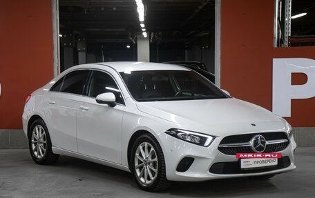 Mercedes-Benz A-Класс, 2021 год, 2 798 000 рублей, 3 фотография