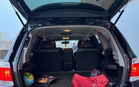 Toyota Highlander III, 2010 год, 1 900 000 рублей, 6 фотография