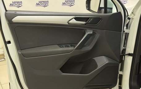 Volkswagen Tiguan II, 2019 год, 1 889 000 рублей, 15 фотография