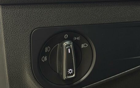 Volkswagen Tiguan II, 2019 год, 1 889 000 рублей, 20 фотография