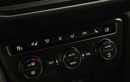 Volkswagen Tiguan II, 2019 год, 1 889 000 рублей, 22 фотография