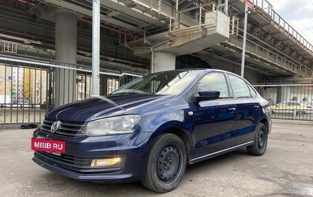 Volkswagen Polo VI (EU Market), 2016 год, 995 000 рублей, 2 фотография
