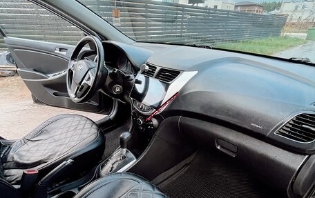 Hyundai Solaris II рестайлинг, 2013 год, 700 000 рублей, 14 фотография