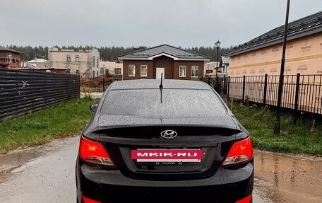 Hyundai Solaris II рестайлинг, 2013 год, 700 000 рублей, 5 фотография