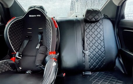 Hyundai Solaris II рестайлинг, 2013 год, 700 000 рублей, 18 фотография