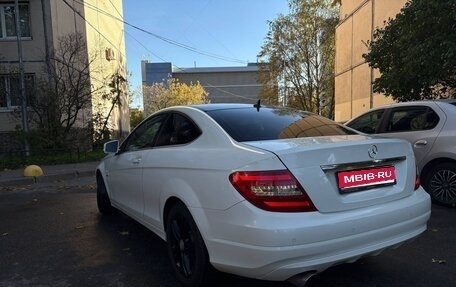Mercedes-Benz C-Класс, 2011 год, 1 150 000 рублей, 1 фотография