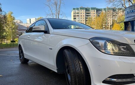 Mercedes-Benz C-Класс, 2011 год, 1 150 000 рублей, 2 фотография