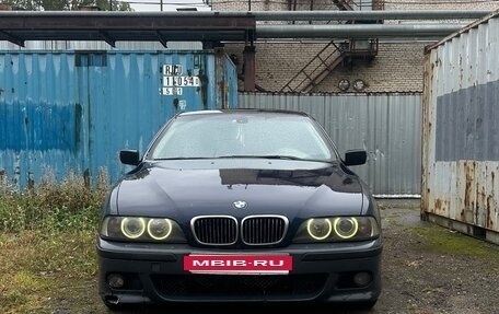 BMW 5 серия, 2000 год, 430 000 рублей, 17 фотография