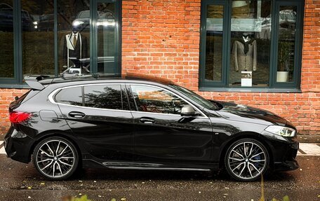 BMW 1 серия, 2021 год, 4 400 000 рублей, 10 фотография