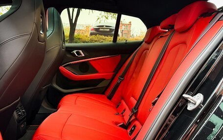 BMW 1 серия, 2021 год, 4 400 000 рублей, 29 фотография