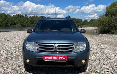 Renault Duster I рестайлинг, 2014 год, 740 000 рублей, 2 фотография