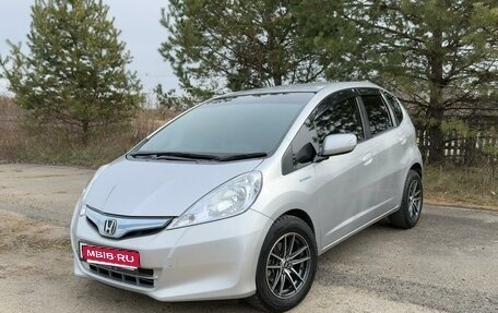 Honda Fit III, 2013 год, 830 000 рублей, 1 фотография