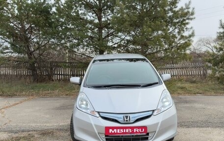 Honda Fit III, 2013 год, 830 000 рублей, 3 фотография