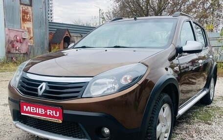 Renault Sandero I, 2013 год, 699 000 рублей, 1 фотография