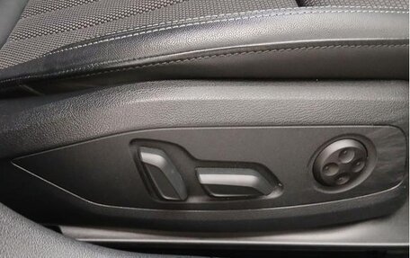 Audi A4, 2019 год, 1 750 125 рублей, 9 фотография