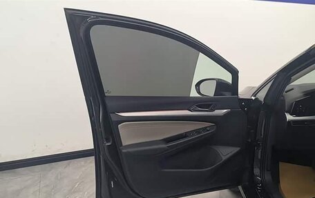 Volkswagen Golf VIII, 2023 год, 2 254 000 рублей, 3 фотография