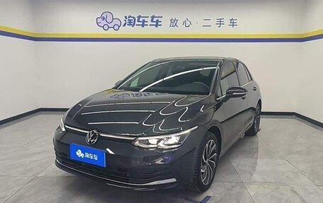 Volkswagen Golf VIII, 2023 год, 2 254 000 рублей, 2 фотография