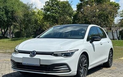 Volkswagen Golf VIII, 2023 год, 2 243 000 рублей, 1 фотография