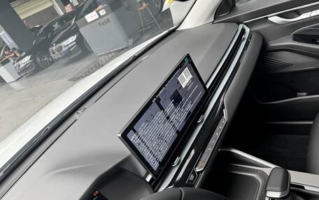 Geely Emgrand, 2025 год, 1 590 000 рублей, 6 фотография