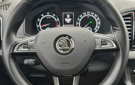 Skoda Karoq I, 2022 год, 1 750 000 рублей, 9 фотография